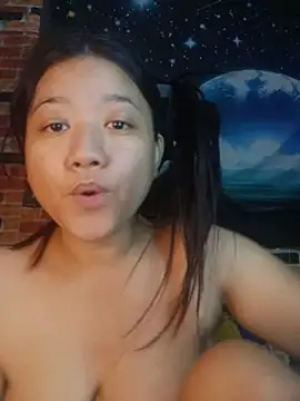 แชท XXX สดของ Urchanel