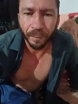 RobertoLuiz84 即時 XXX 聊天