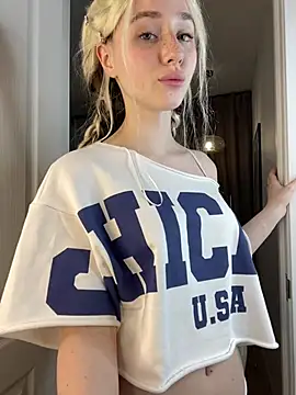 Онлайн чат XXX KittiLin