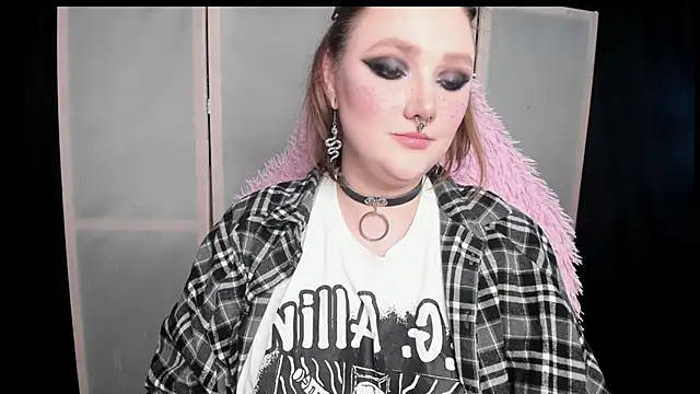 XXX chat uživo modela YourDyingBride