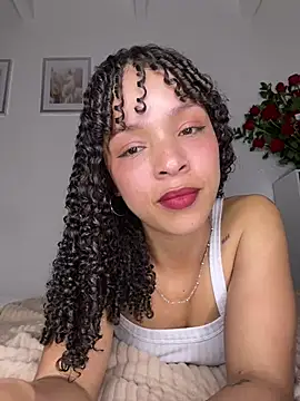 Yasmin777_ Live XXX Chat