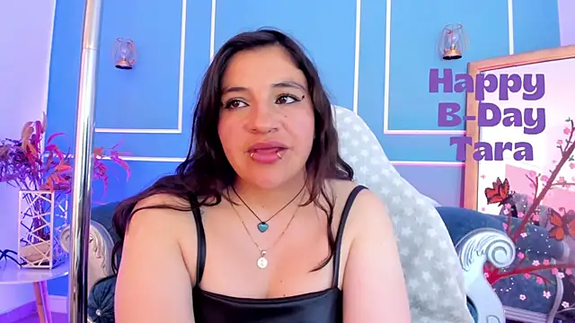 TaraTaylorr Live XXX-Chat