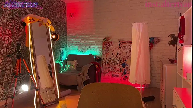 altertyan's Live XXX Chat