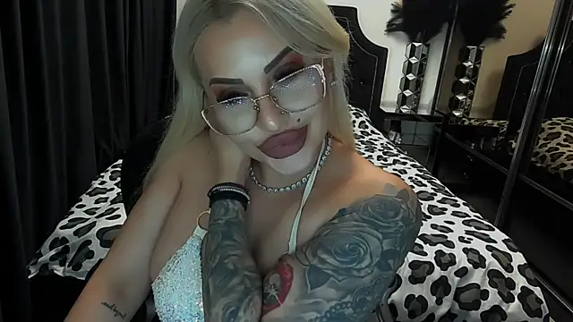 عرض كام LovelyBlondyxx