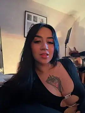 EmmyEvans1n Live XXX chat