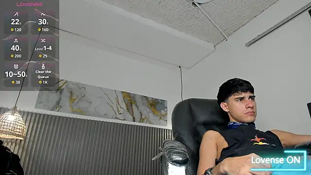 Chat XXX en directo de Dyla_n18