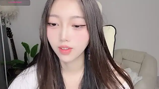 Yukiy8877 在線直播表演