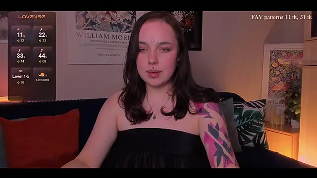 UlikeFreshTea Show in webcam