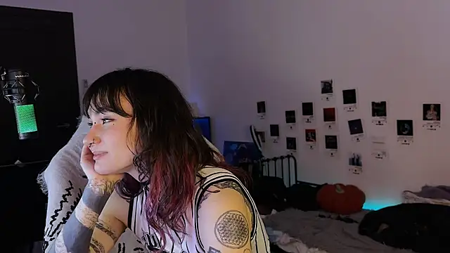 deadlysweet – Naživo XXX chat