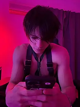SasukeUhchiaa Pertunjukan Webcam