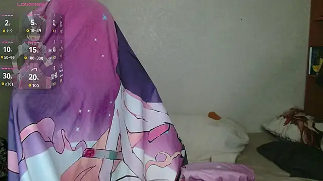 mirabite_ live XXX chat