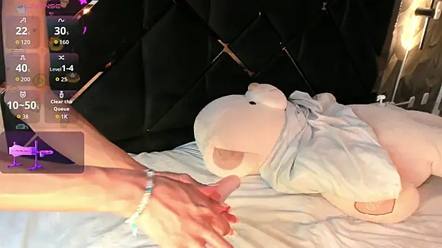 KaelSoft_'s Live XXX Chat