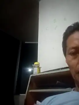 manuel1976's Live XXX Chat