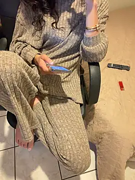 Lolaa92i's Live XXX Chat