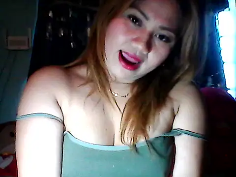 Miss_Heartn Webbikameraesitys