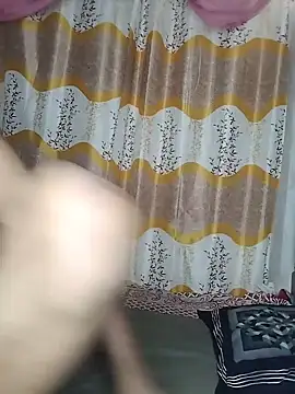 Priankaboudi 现场XXX聊天