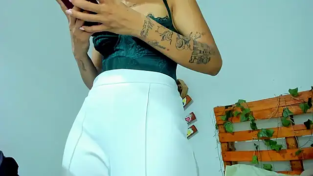 cris_dulce – Naživo XXX chat
