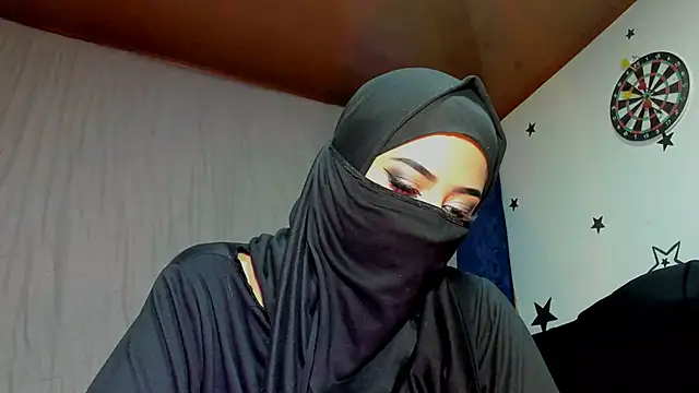 Azahara_ahmad Chat XXX live