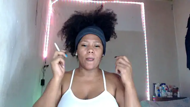cherry_cleou's Live XXX Chat