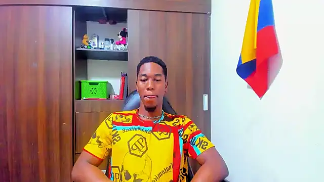 Dreamastercum_ live XXX chat