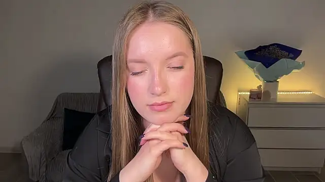 EvaMaddison's Live XXX Chat