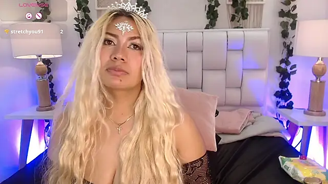 IvonnyBon_gh Show in webcam