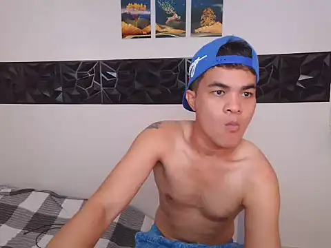 عرض كام Asian_adam