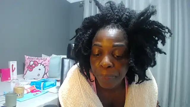 Chatroom XXX en direct de Shaniko89