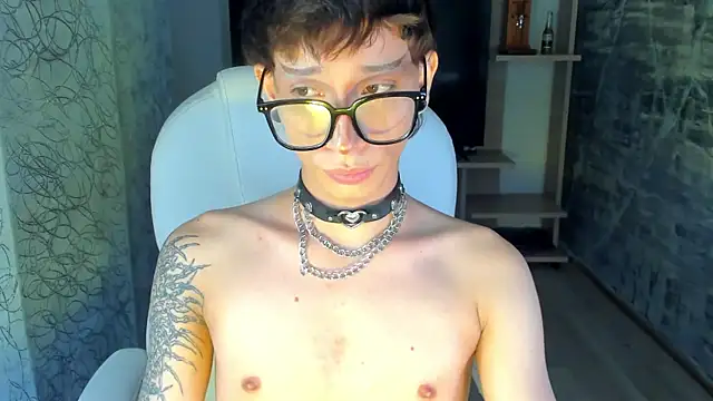 AndyWiilliams live XXX chat