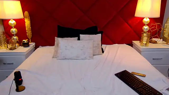 XXX chat uživo modela MinnieDrew