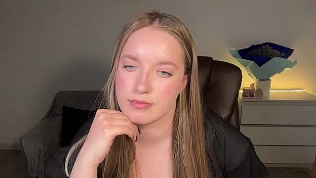 EvaMaddison's Live XXX Chat