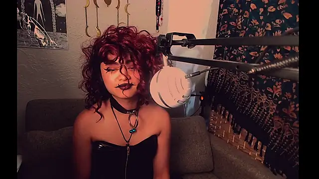 Chat XXX ao vivo de DemonessAzazel