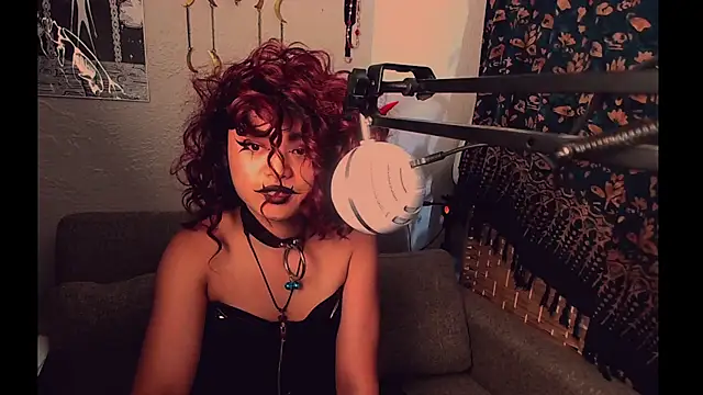 Czat XXX na żywo – DemonessAzazel