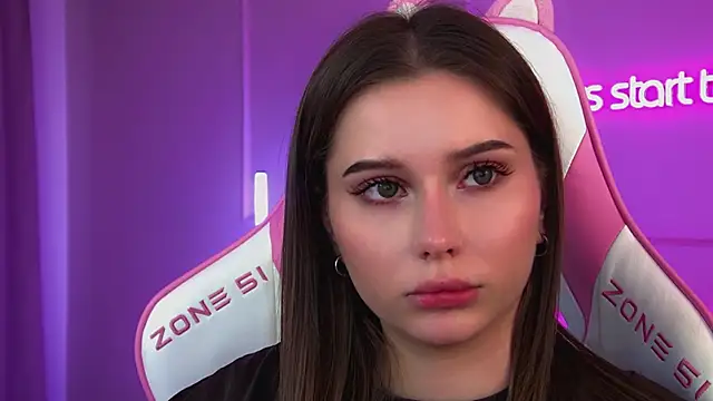 DianaVert's Live XXX Chat