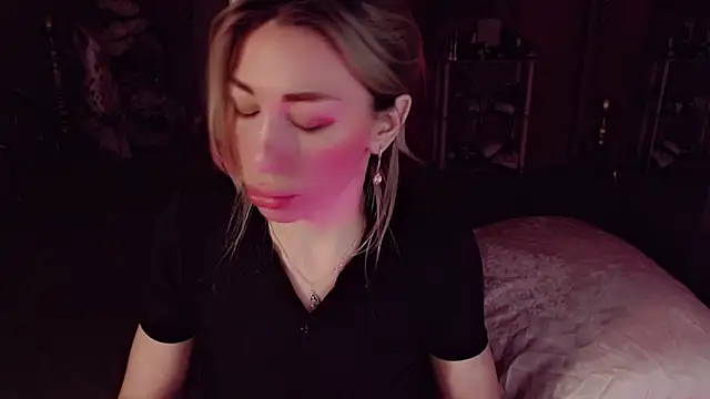 Czat XXX na żywo – AnnieGOld_