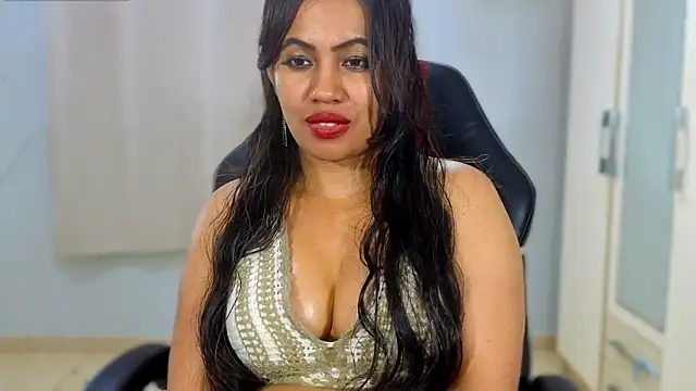 Chatroom XXX en direct de FannyXhot