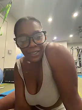 XXX chat uživo modela TilaTotti