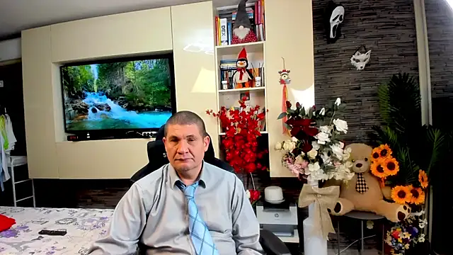 SpartacusDaddy48 Chat XXX live