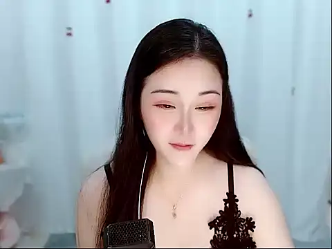 Amy-cnbaby 即時 XXX 聊天