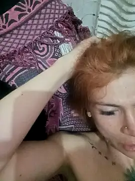 Devilnia9: διαδικτυακό σόου στην κάμερα