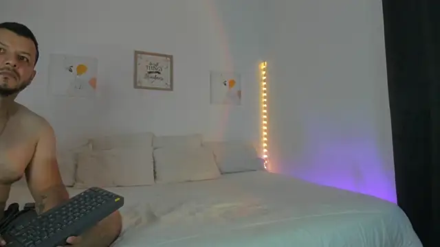 Meegan_Greey Adlı Modelin Web Kamerası Şovu