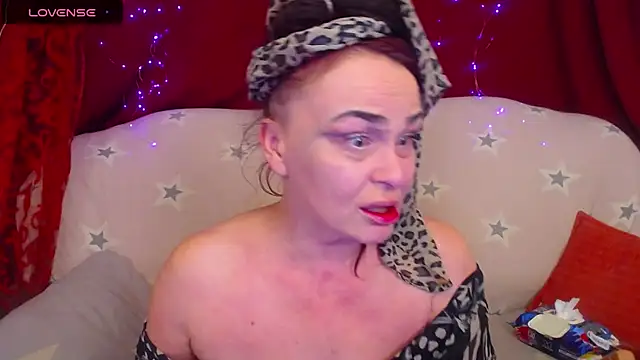 hotzlata webkamerás műsora