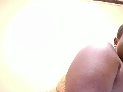 Queen_BootyXXX's Live XXX Chat