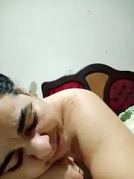 Golositadeamor Adlı Modelin Canlı XXX Sohbeti