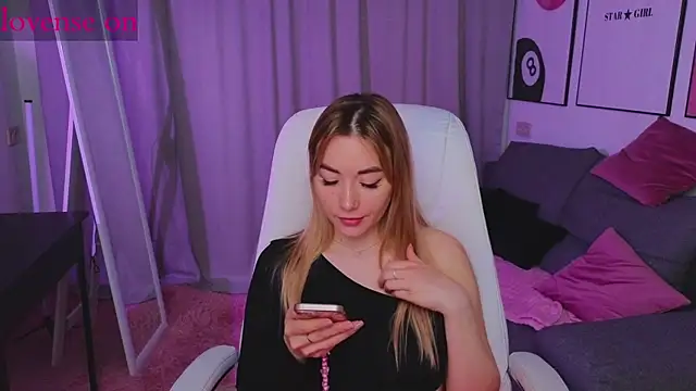 Rosie_Mac Chat XXX in diretta