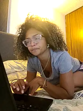 Chat XXX en directo de BiiancaEstradaa