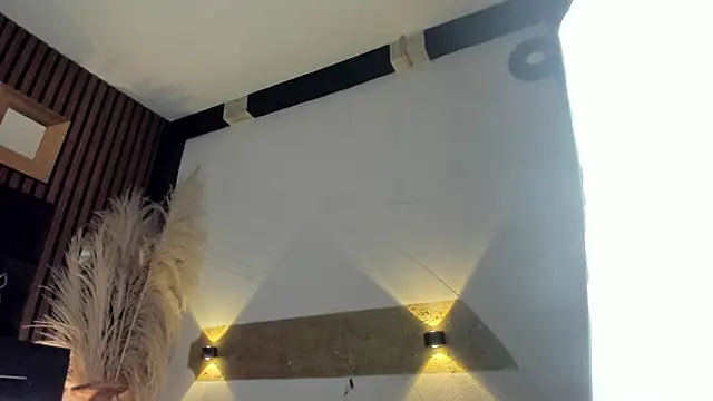 Elena-Rosse Live XXX-chat