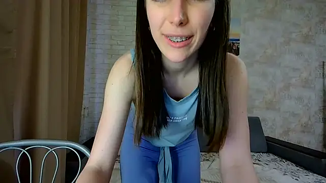 Anika_bloom webcam show