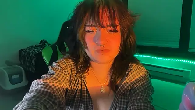 vrtual_kitty webkamerás műsora