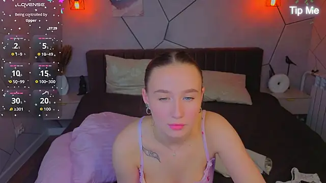 _Kiki_angel_ – Live XXX-chat